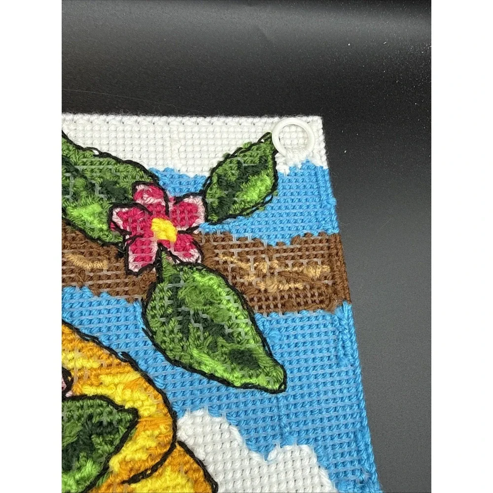 Plastic Canvas Spring Wall Decor Completed Beehive Bee Happy 12 X 18
